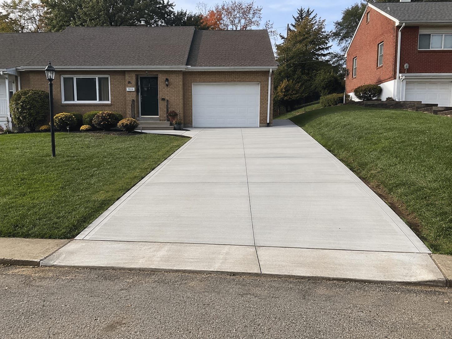 Mount Lebanon concrete driveway hero