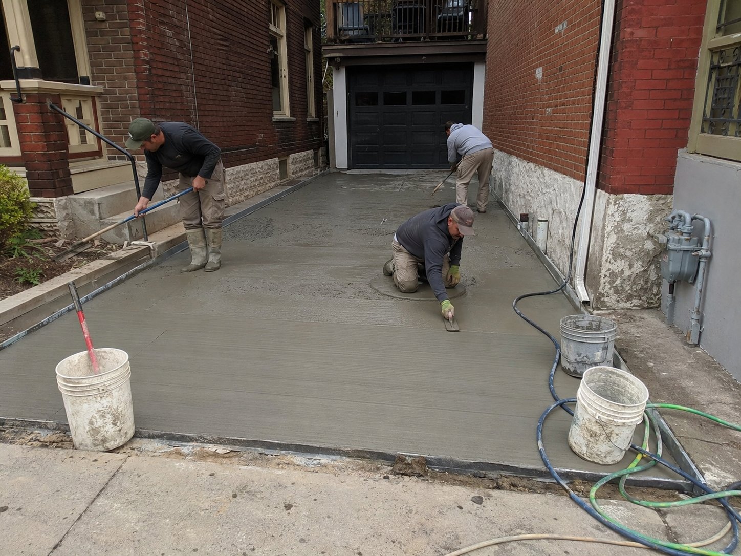 Pittsburgh concrete resurfacing team