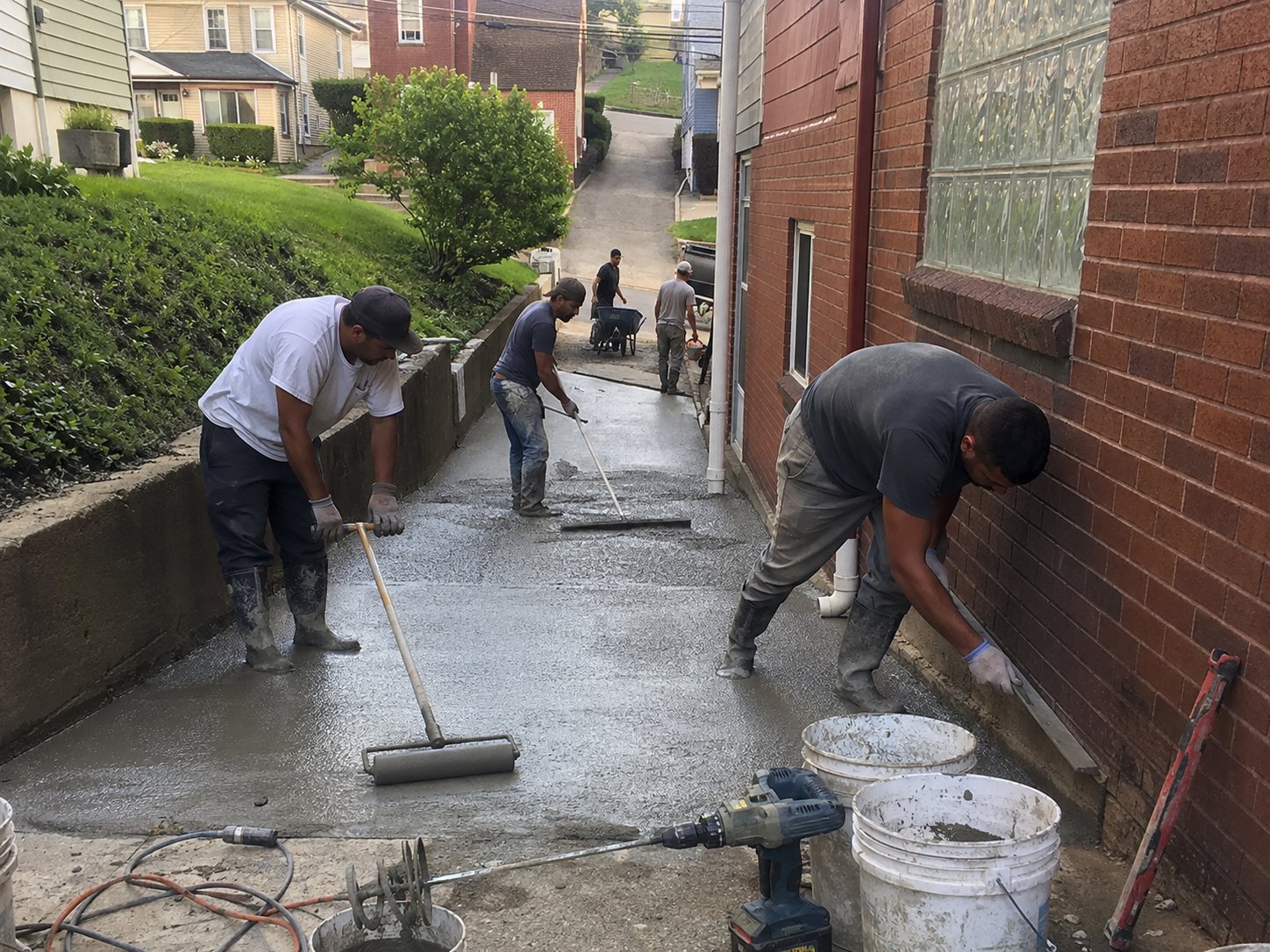 Concrete resurfacing team in Pittsburgh PA